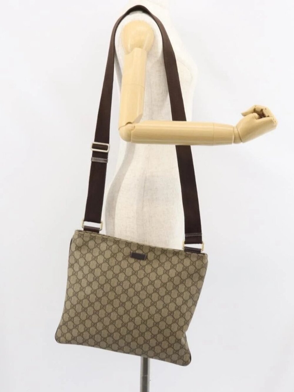 GUCCI GG Supreme Shoulder Bag PVC Beige Gold 201446 Auth BA9409